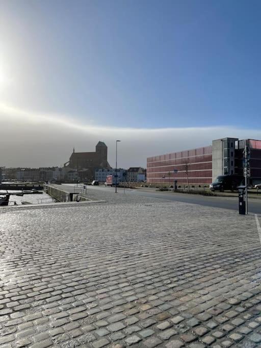 Dock 07 - Modernes 4 Sterne-Ferienapartment Direkt Am Hafen Wißmar エクステリア 写真
