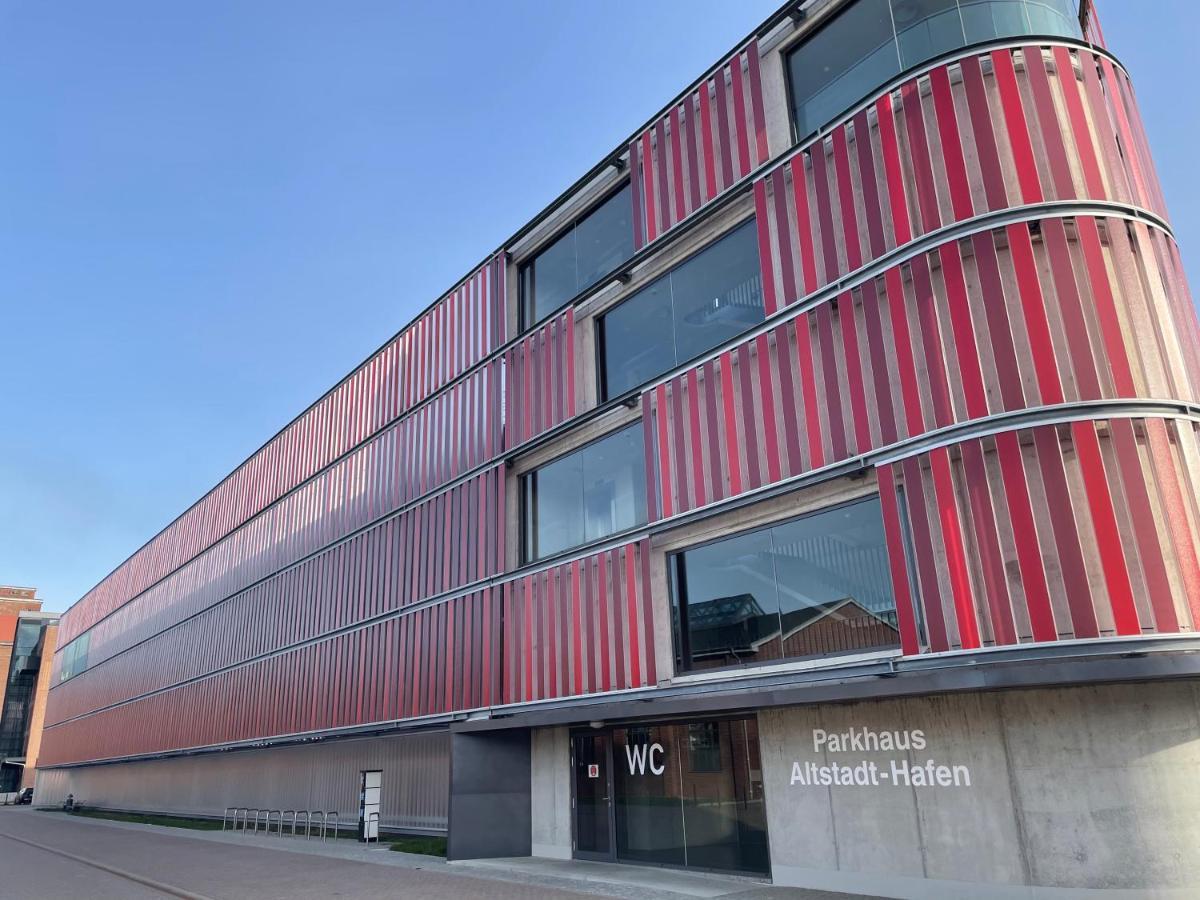 Dock 07 - Modernes 4 Sterne-Ferienapartment Direkt Am Hafen Wißmar エクステリア 写真